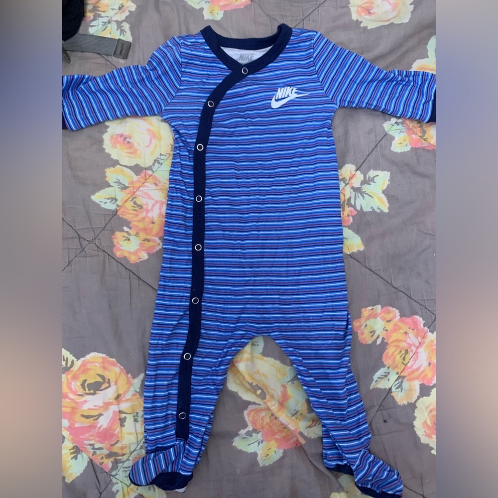 Nike baby sleeper
